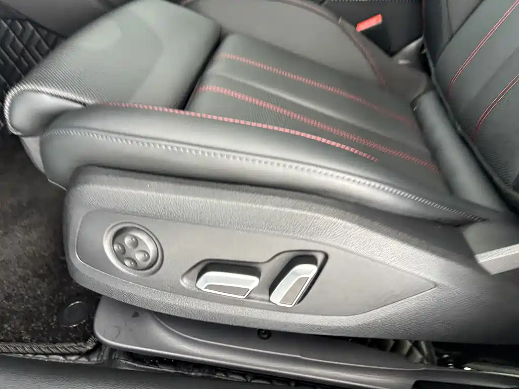 Audi A4L — миниатюра 13