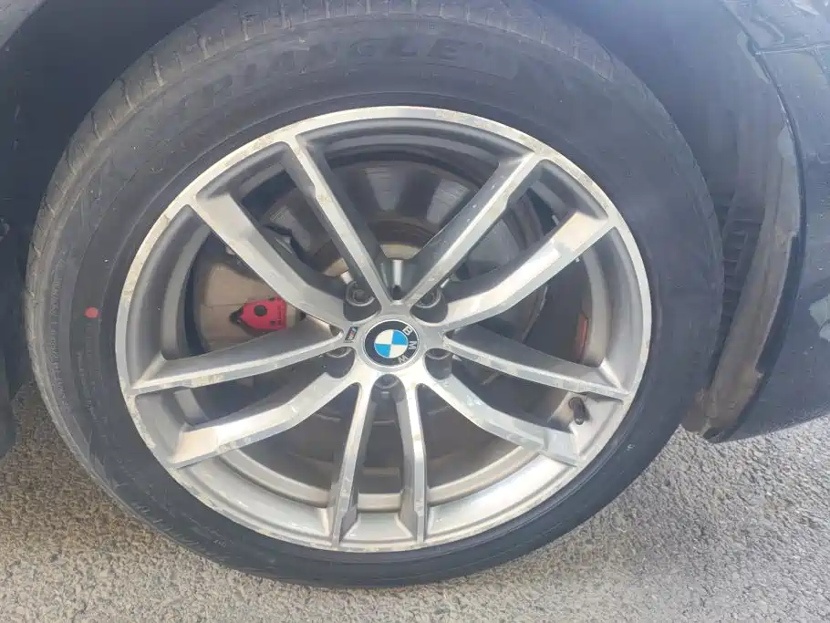 BMW 5 Series — миниатюра 6