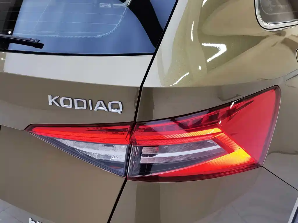 Skoda Kodiaq 2018 TSI330 5 мест Luxury