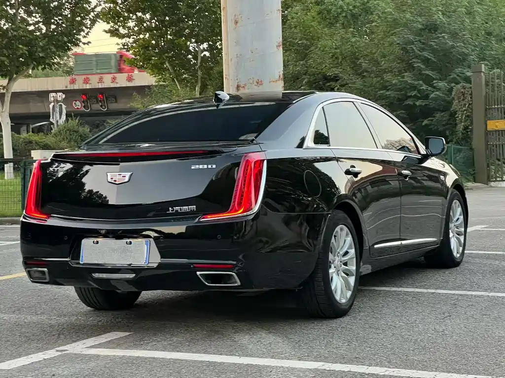 Cadillac XTS — миниатюра 4