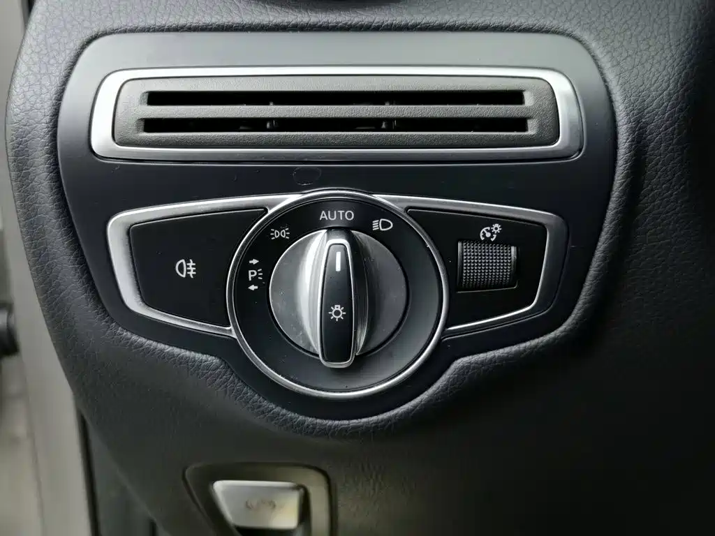 Mercedes-Benz GLC — миниатюра 21