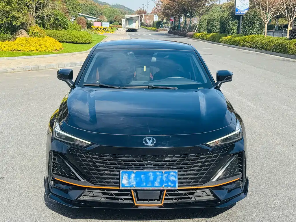 Changan UNI-V 2022