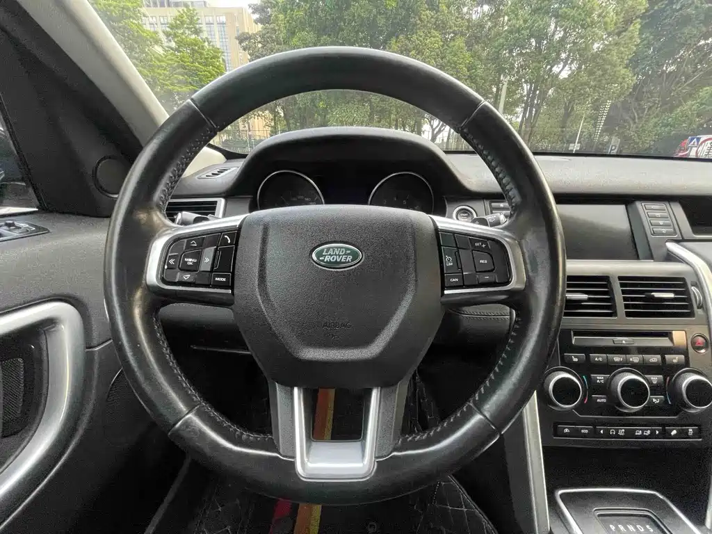 Land Rover Discovery Sport — миниатюра 10