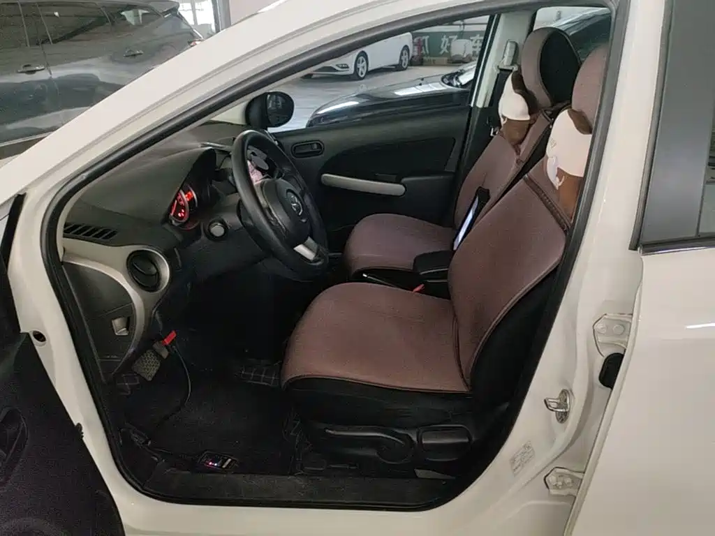 Mazda 2 — миниатюра 15