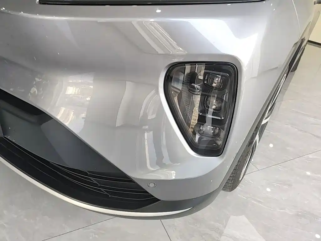 NIO ES8 — миниатюра 24
