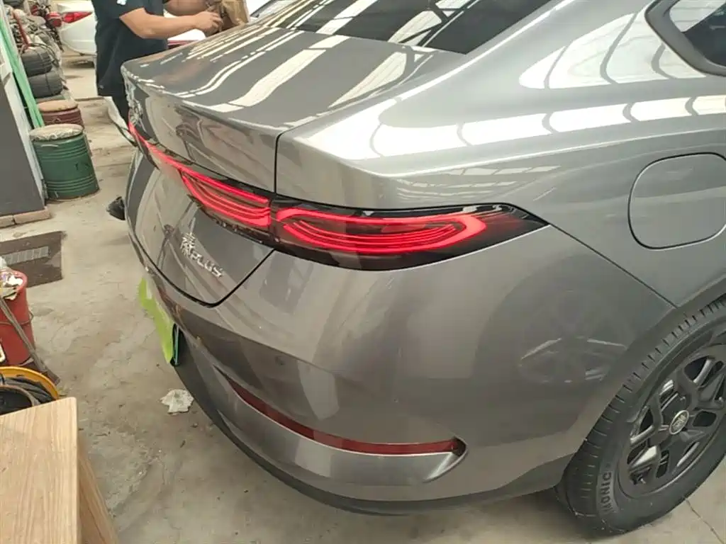BYD Qin Plus PLUS 2025 DM-i Smart Drive 128KM