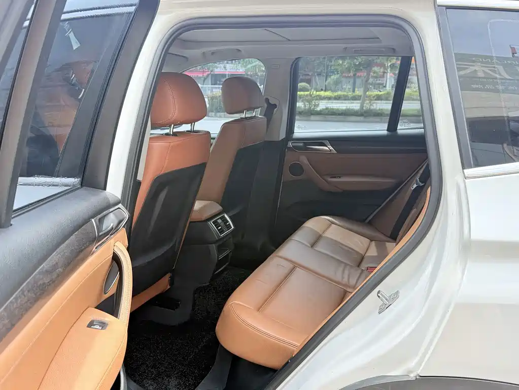 BMW X3 (Import) — миниатюра 7