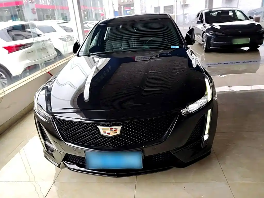 Cadillac CT5 — миниатюра 3