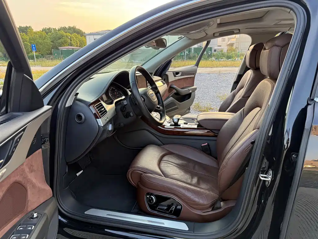 Audi A8 — миниатюра 11