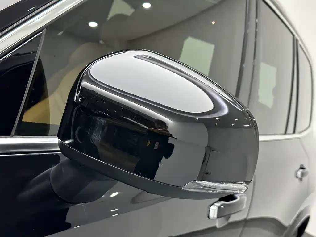 Volvo XC90 — миниатюра 22