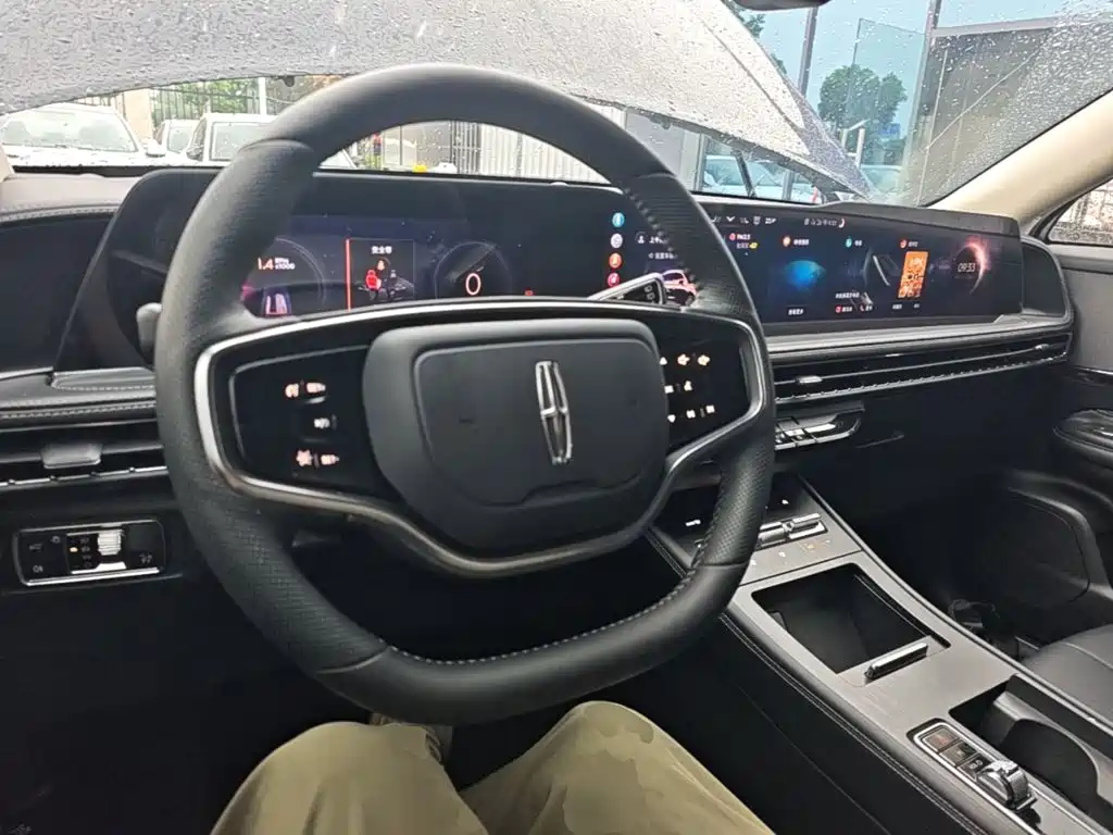 Lincoln Corsair — миниатюра 10