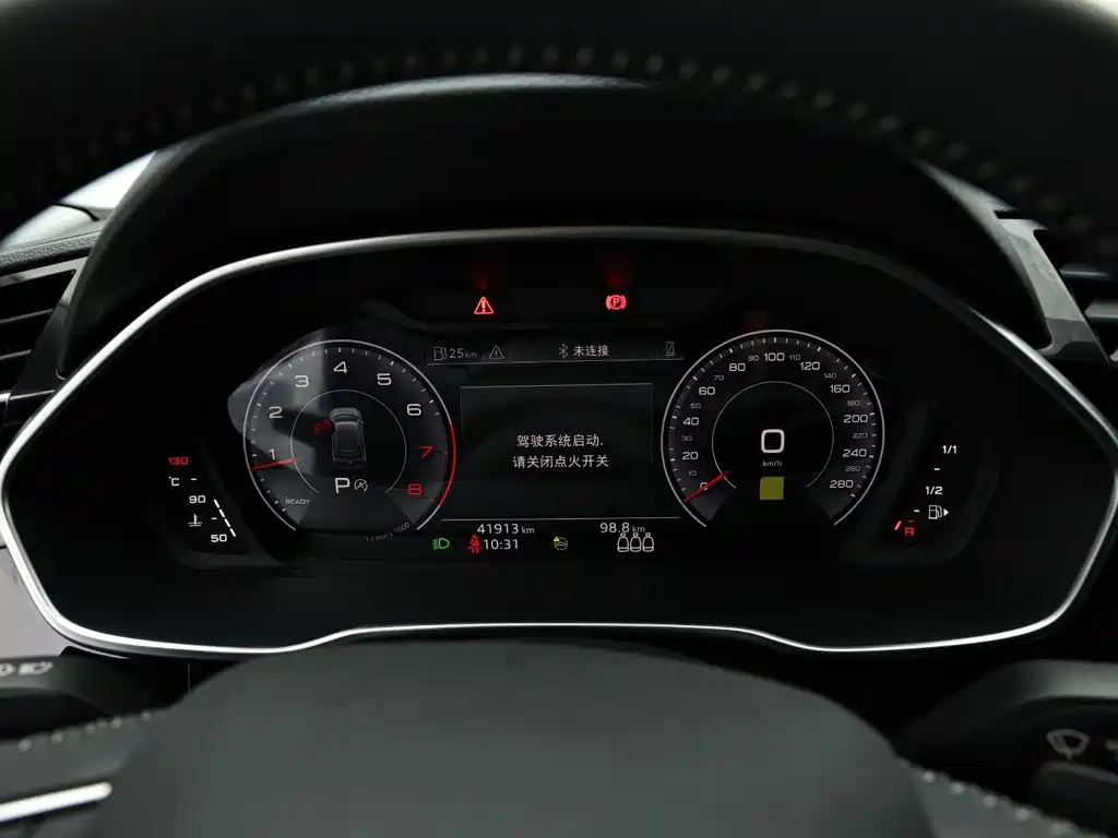 Audi Q3 — миниатюра 11