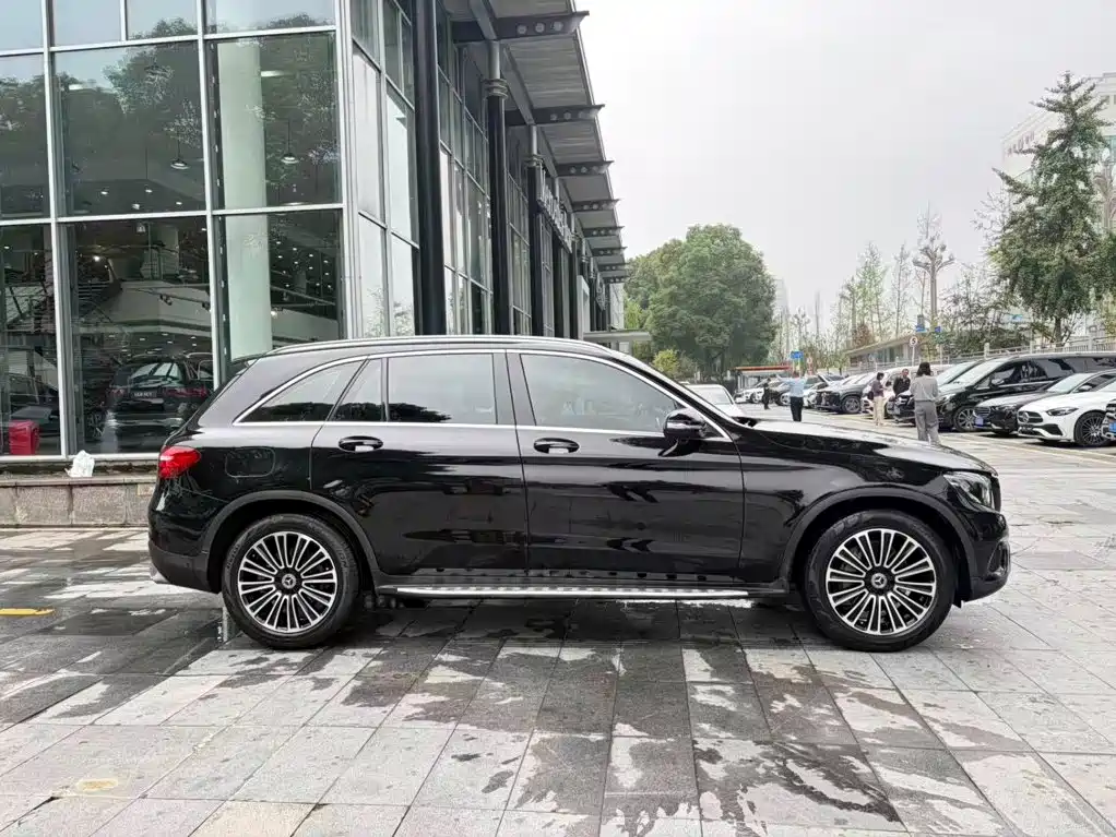 Mercedes-Benz GLC 2019 GLC 200 L 4MATIC