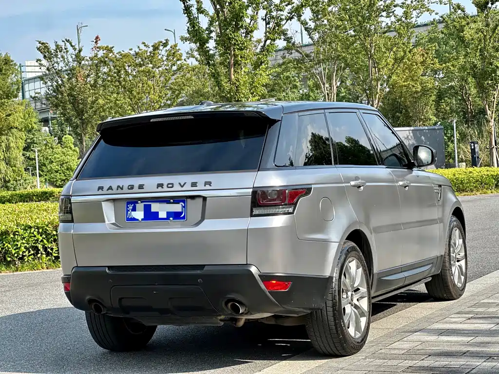 Land Rover Sport — миниатюра 6