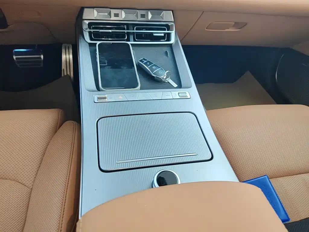 BYD Han L — миниатюра 14