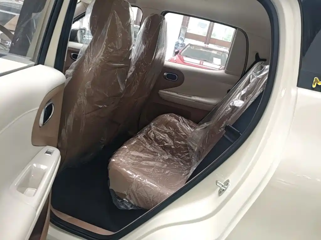 Wuling MINIEV — миниатюра 17