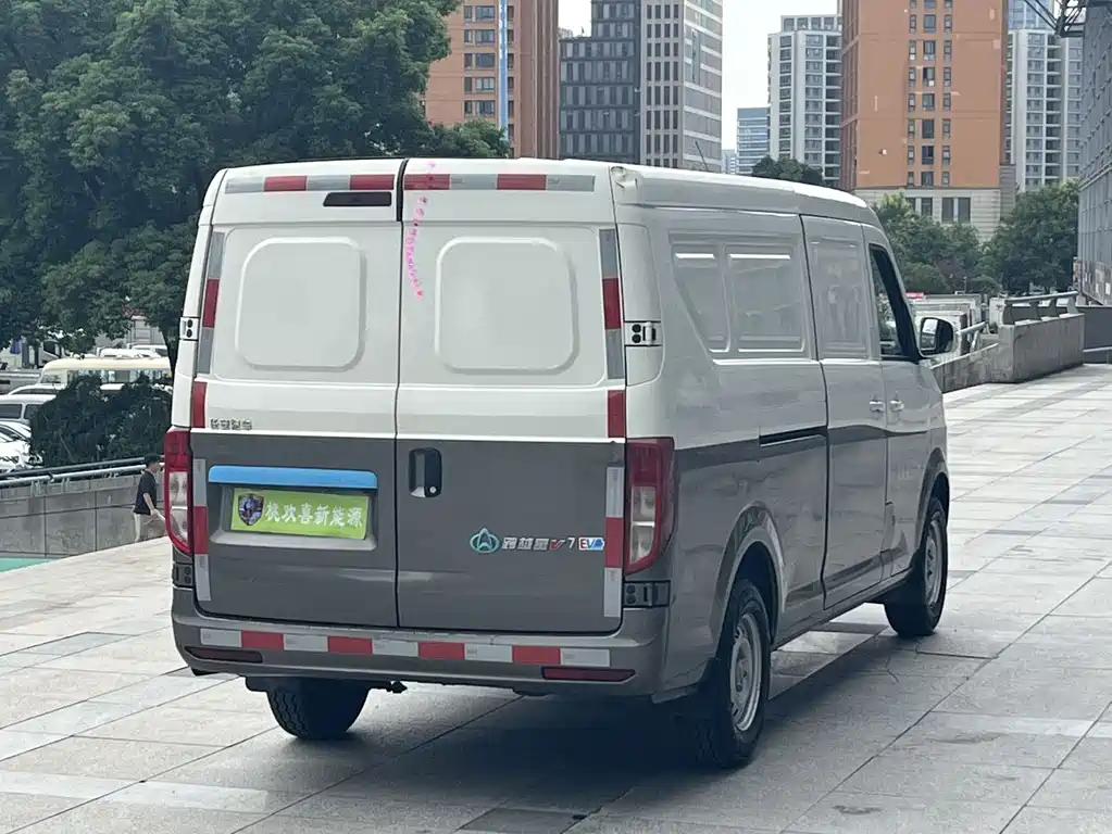 Kuayue Kuayue Star V7 EV — миниатюра 7