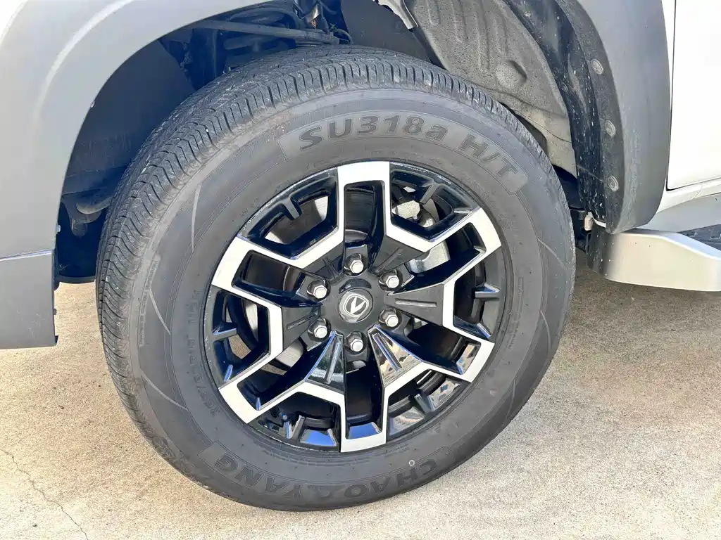 Changan 峰景房车 — миниатюра 6
