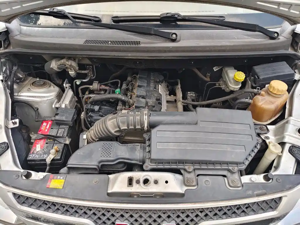 Wuling Rongguang V — миниатюра 11