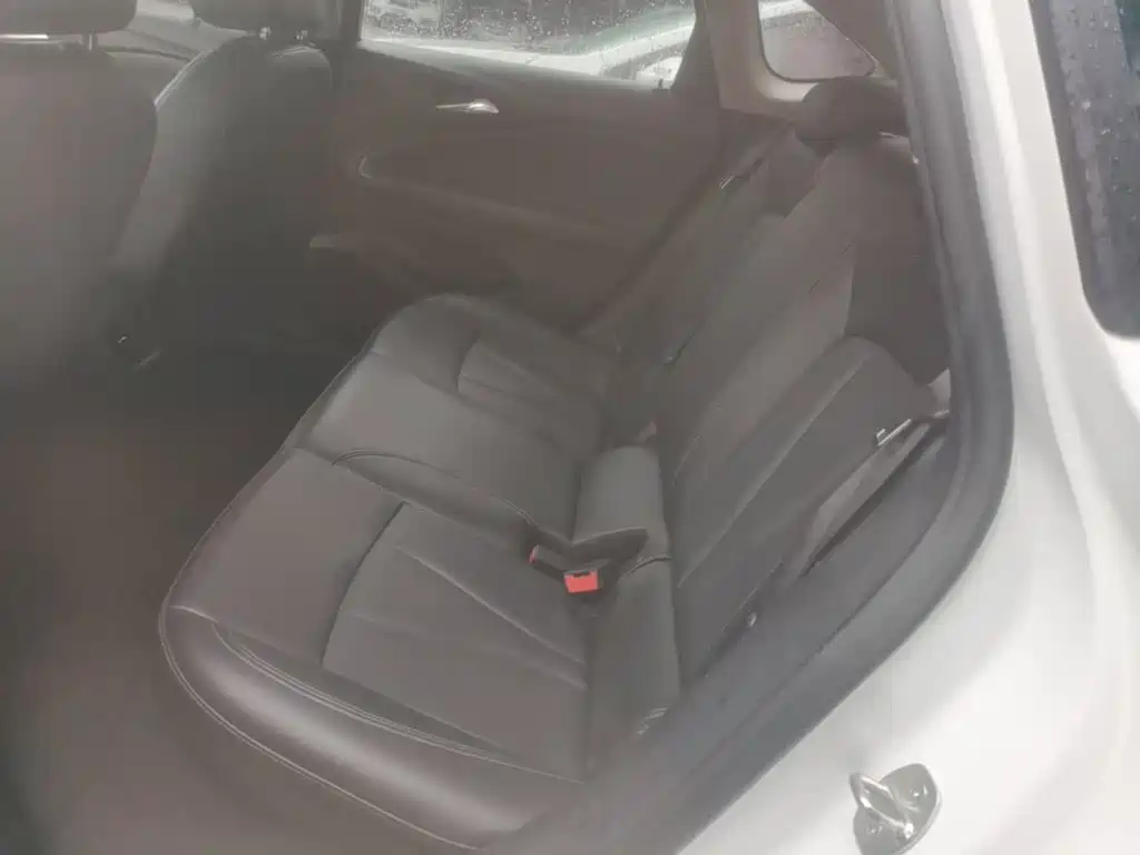 Buick Verano — миниатюра 17