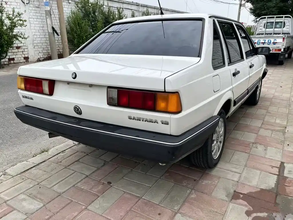 Volkswagen Santana 08 1.8 MT