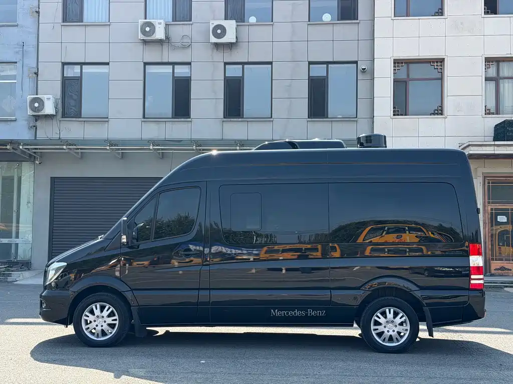 Mercedes-Benz Sprinter — миниатюра 7