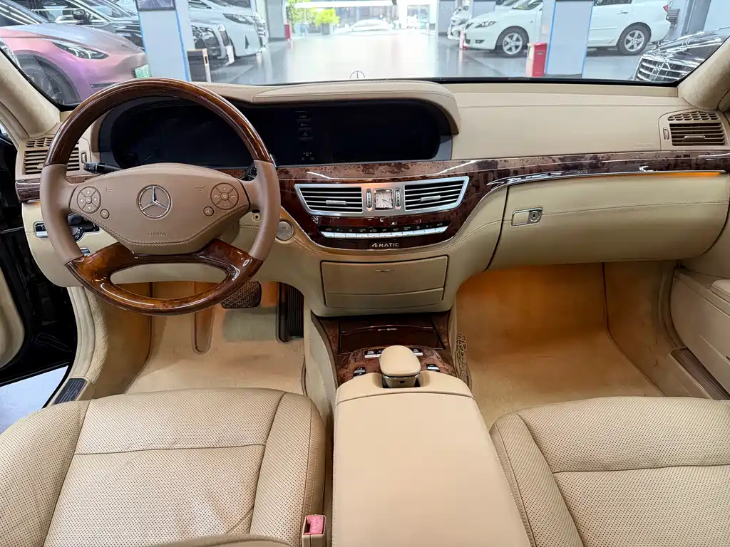 Mercedes-Benz S-Class S 2010 S 500 L 4MATIC