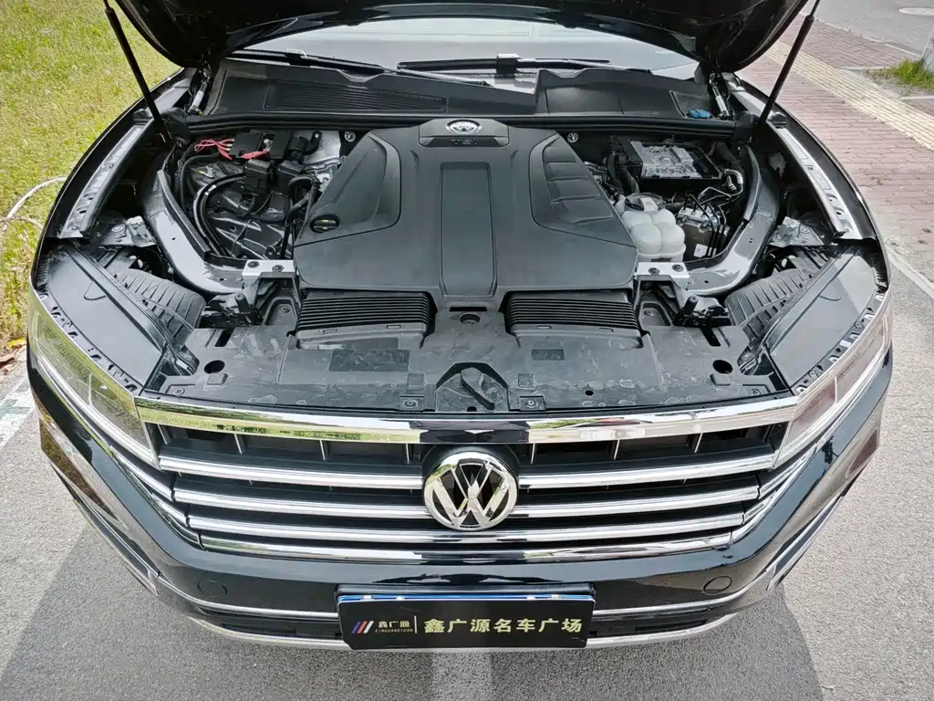 Volkswagen Touareg — миниатюра 6