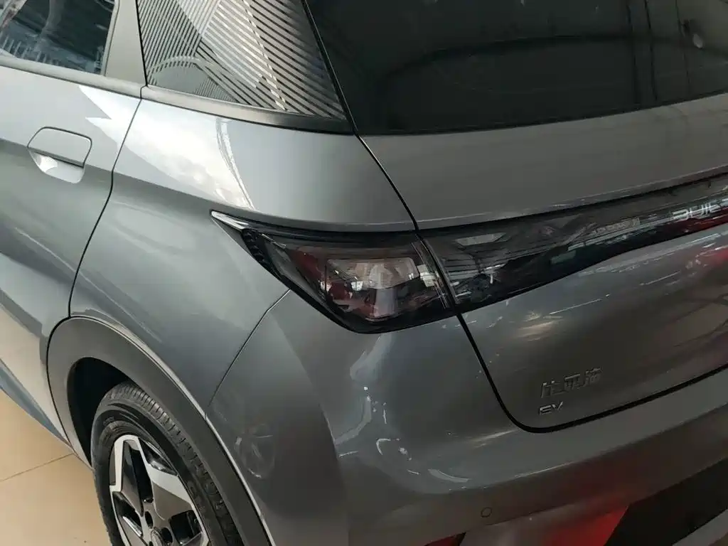 BYD Dolphin — миниатюра 6