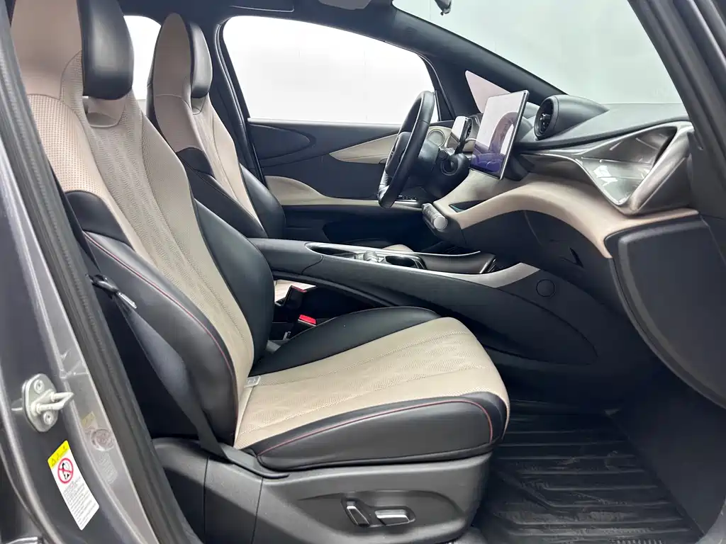 BYD Dolphin — миниатюра 11