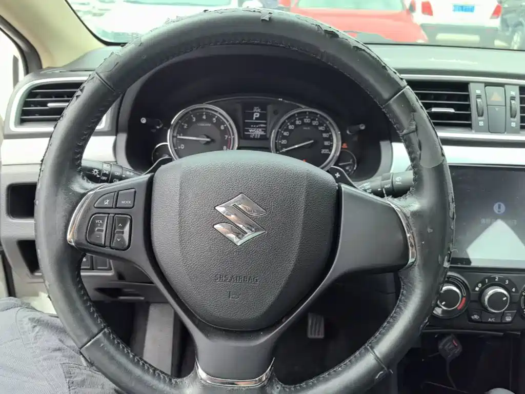 Suzuki Alivio — миниатюра 11