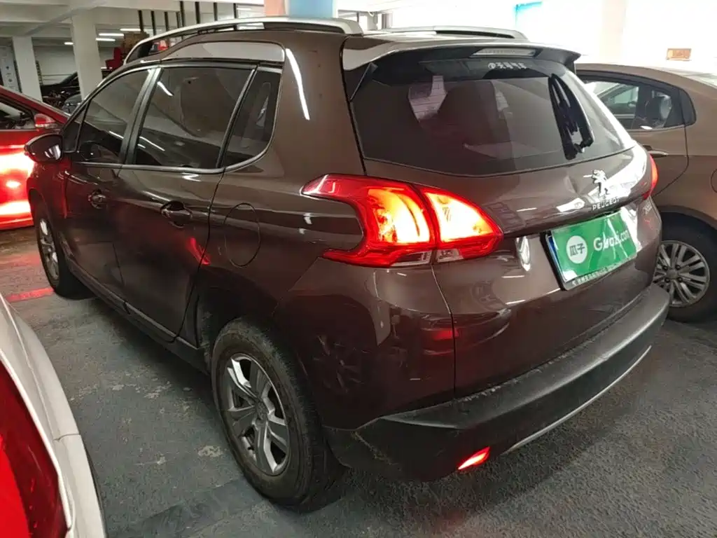 Peugeot 2008 — миниатюра 5