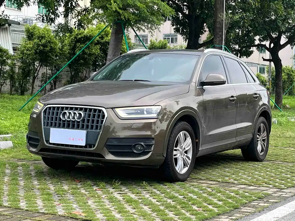 Audi Q3 2015 30 TFSI Comfort