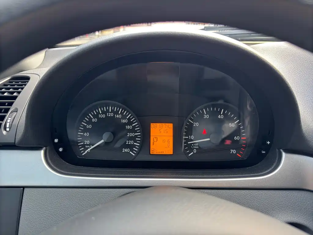 Mercedes-Benz Vito — миниатюра 24