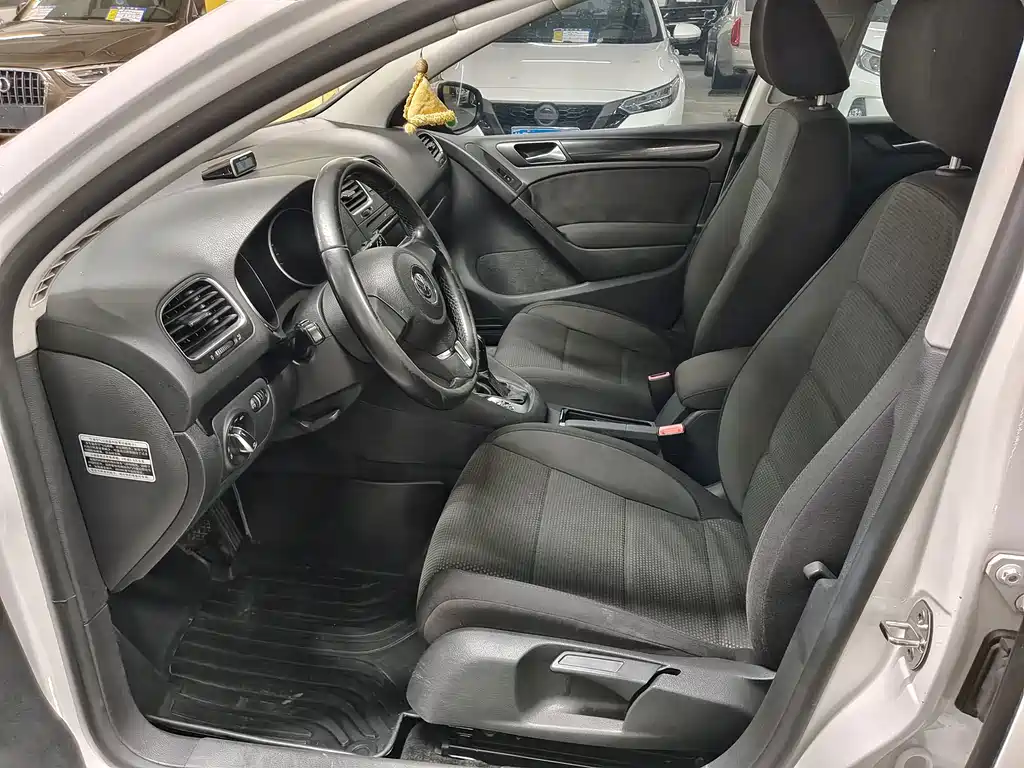 Volkswagen Golf — миниатюра 7