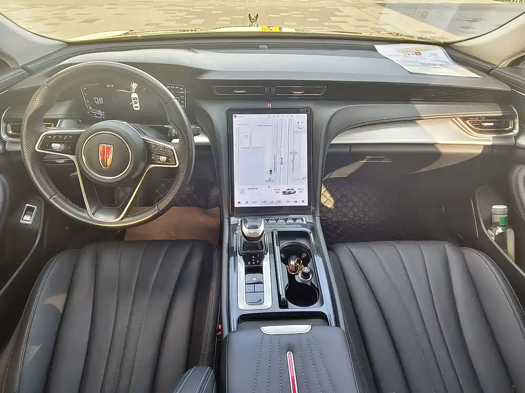Hongqi Hongqi H5 — миниатюра 6