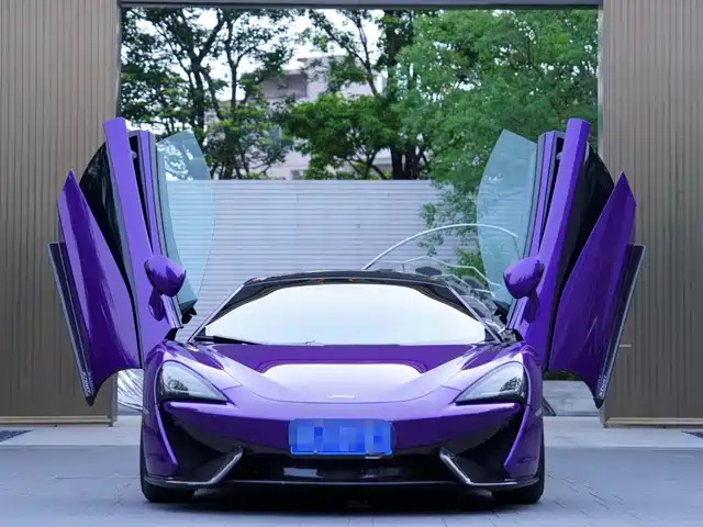 MCLAREN  570 2019