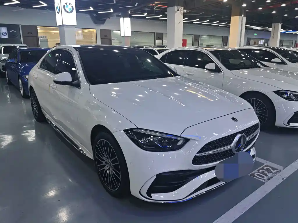 Mercedes-Benz C-Class — миниатюра 3