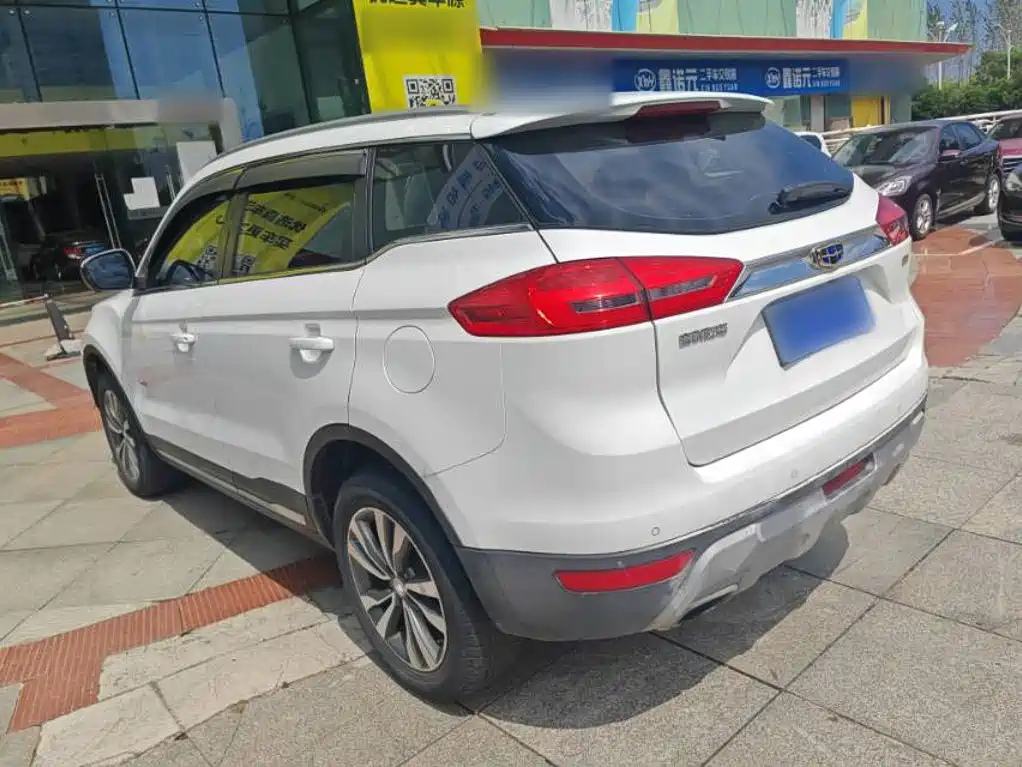 Geely Boyue — миниатюра 23