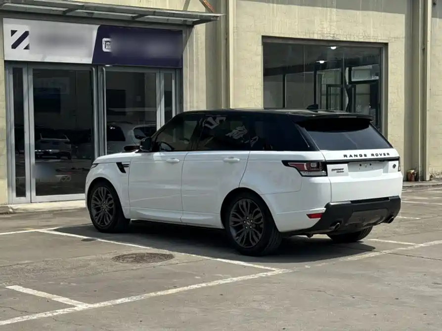Land Rover Sport — миниатюра 8