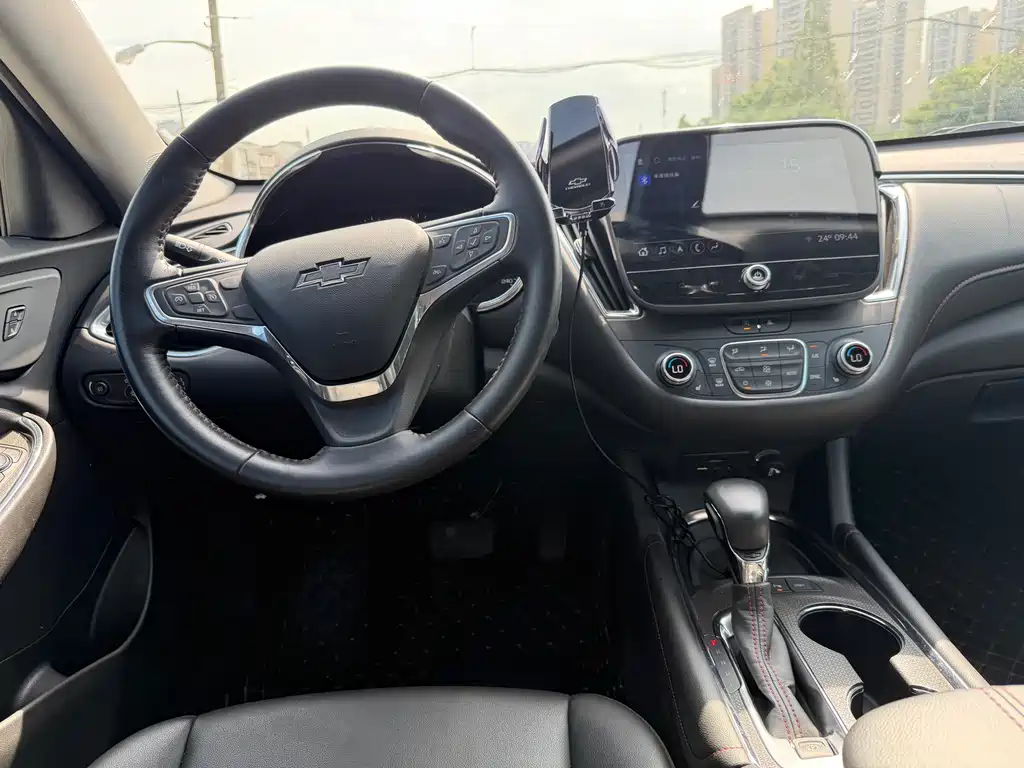 Chevrolet Malibu XL — миниатюра 9