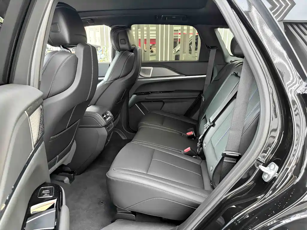 Cadillac XT5 — миниатюра 14