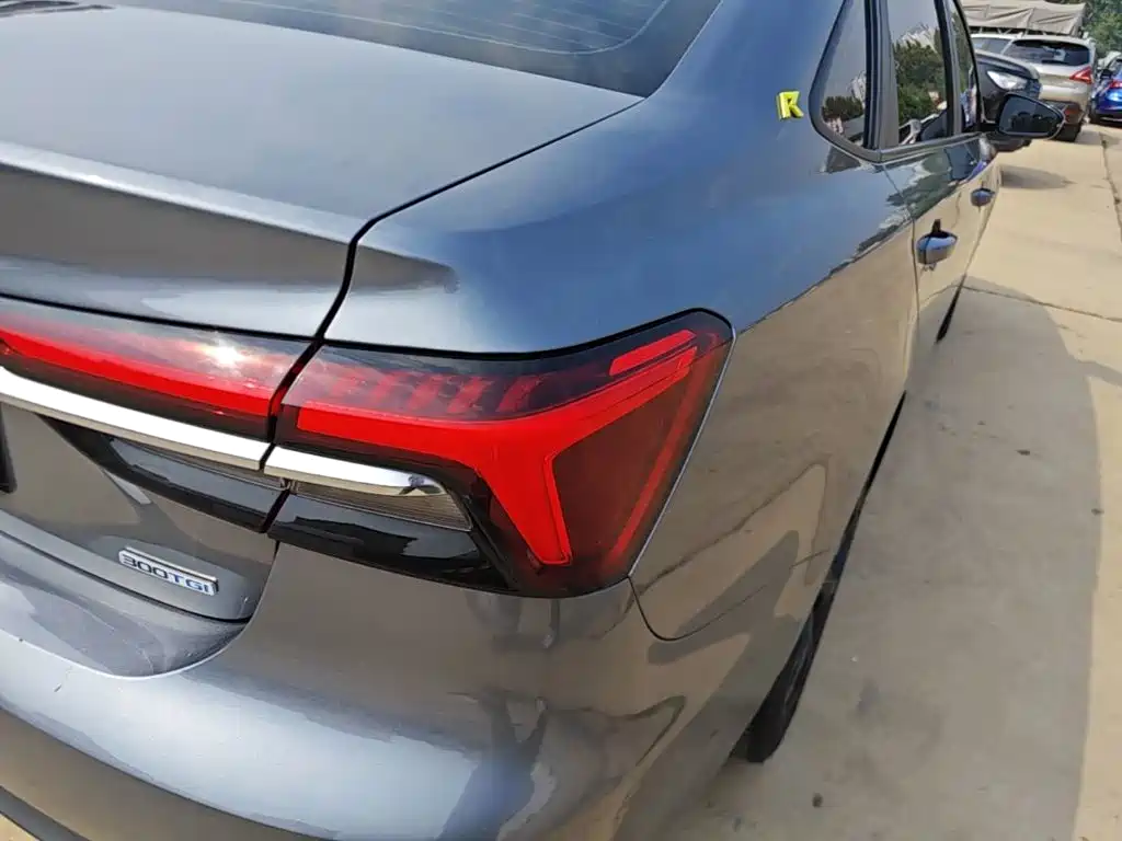 Roewe i6 MAX — миниатюра 8