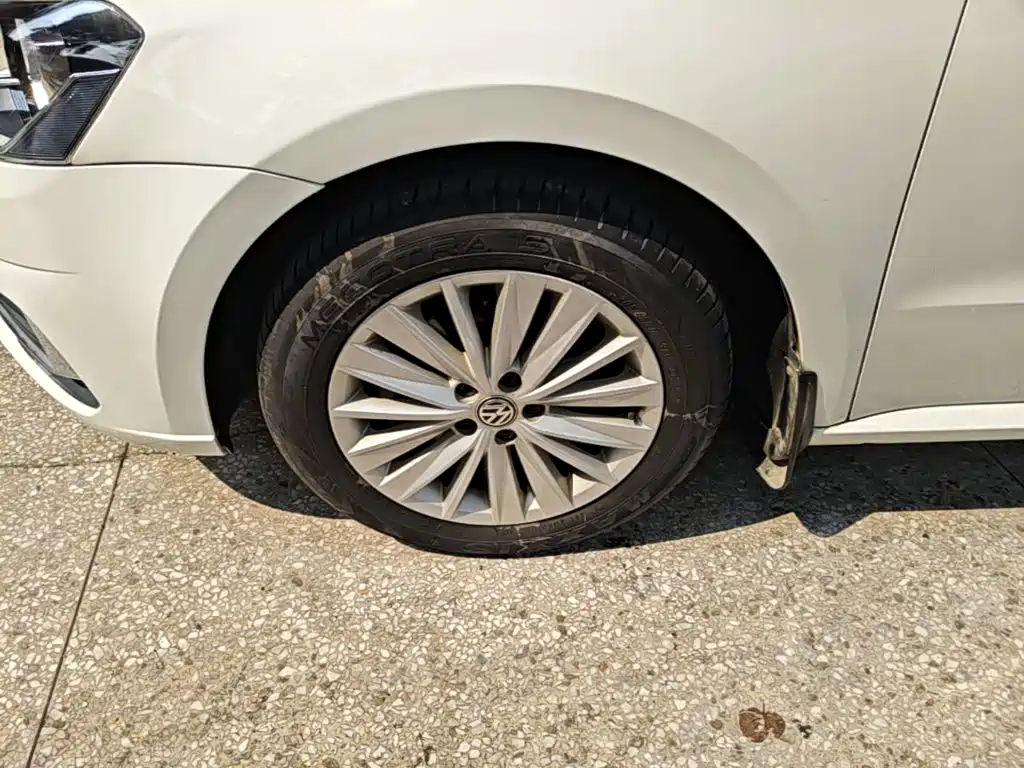 Volkswagen Lavida — миниатюра 23