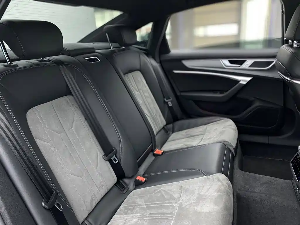 Audi A6L — миниатюра 13