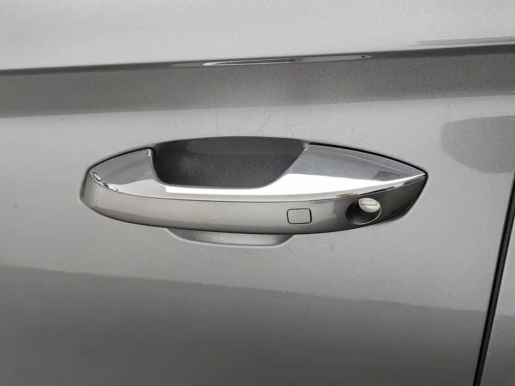 BYD PLUS New Energy — миниатюра 18