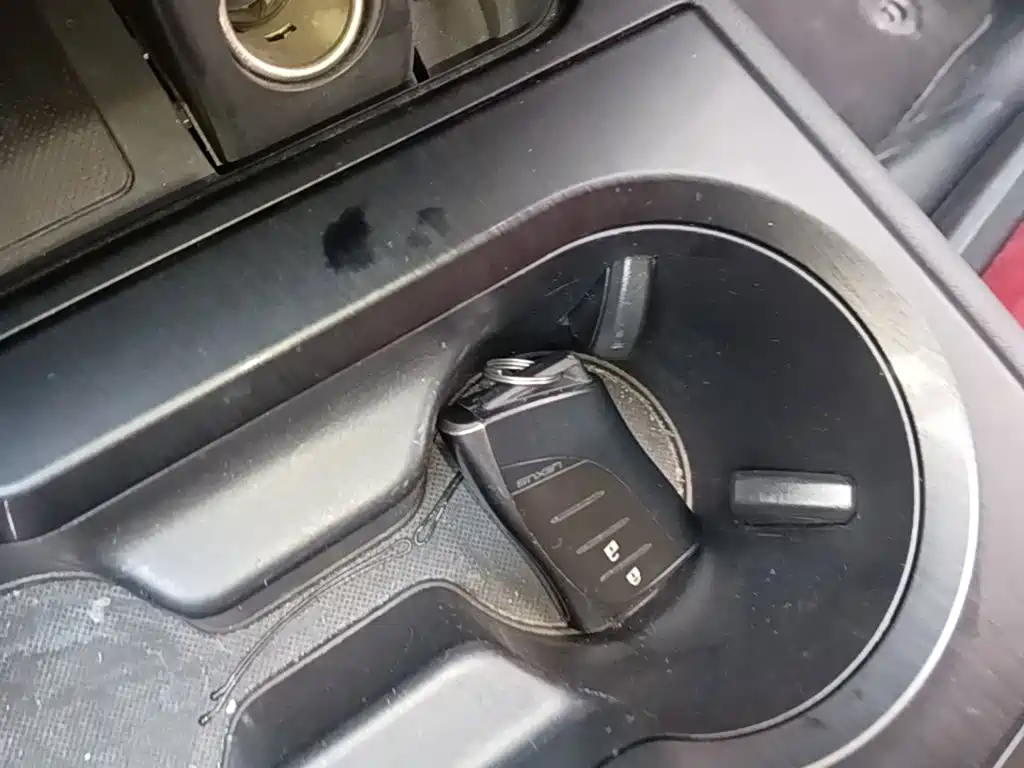 Lexus UX — миниатюра 9