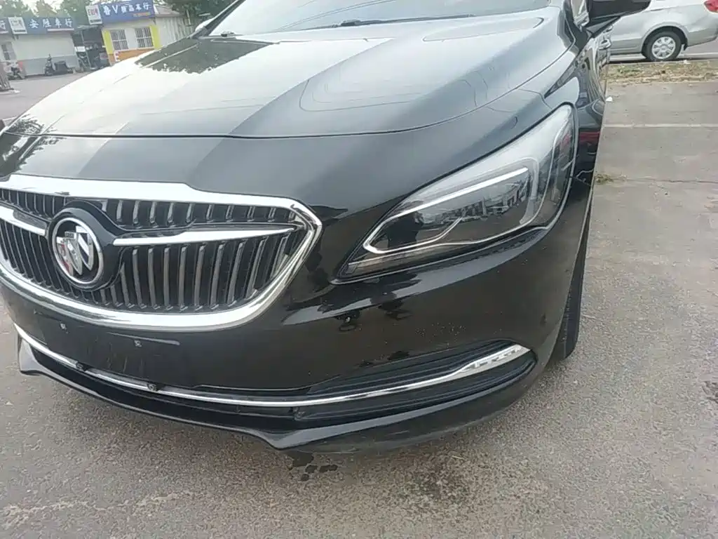 Buick LaCrosse — миниатюра 24