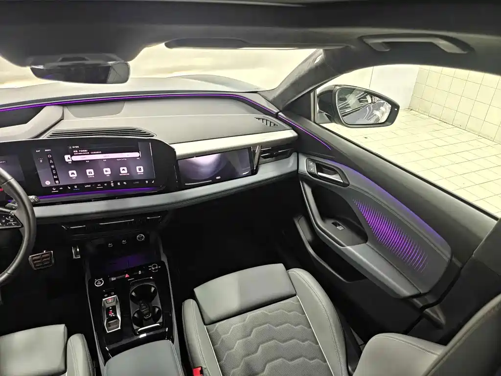 Audi Q6L e-tron — миниатюра 8