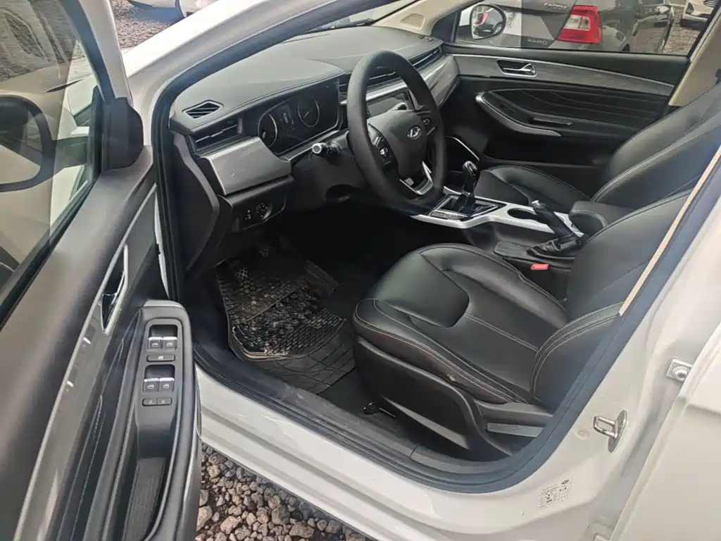 Chery Arrizo 5 — миниатюра 16